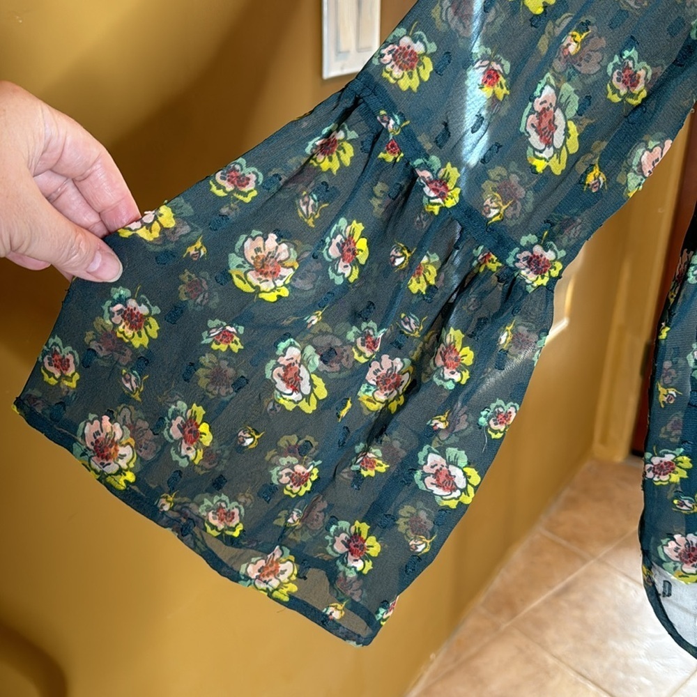 LOFT Green Floral Swiss Dot Tie Neck Blouse Bell Sleeve Sheer Top Size XL - Picture 5 of 11